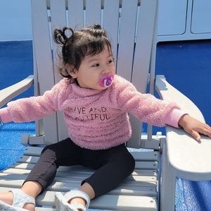 Meet your Posher, Edith